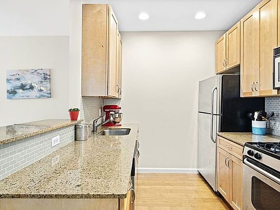 4th image of 504 W 136th St APT 3A