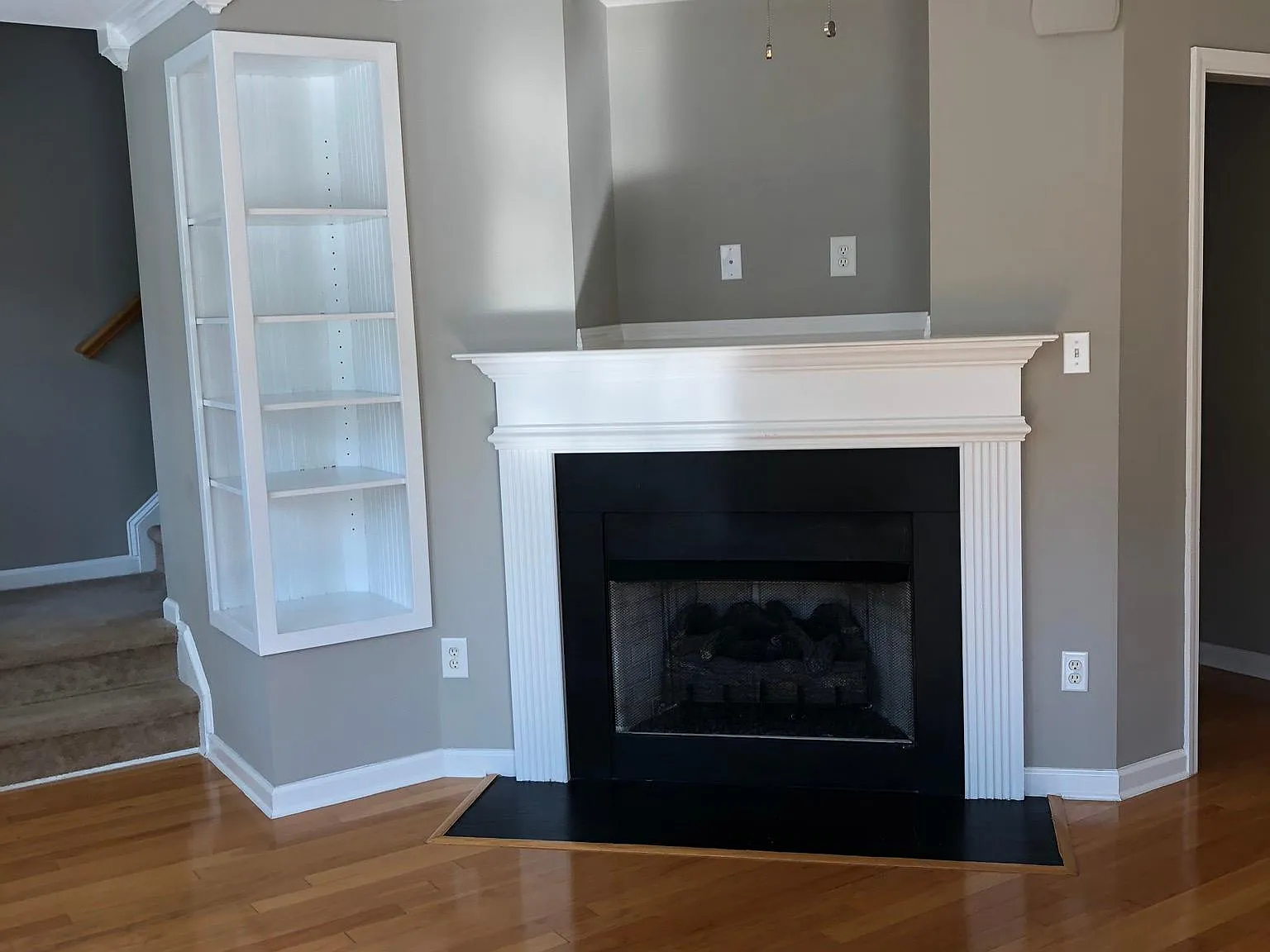2 bed, 2.5 bath, 1423 sqft, $1,925 — Photo 3