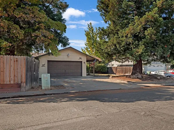 9200 Condesa Dr, Sacramento, CA 95826