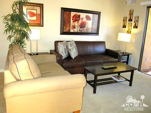 2nd image of 78650 Avenue 42 APT 1812