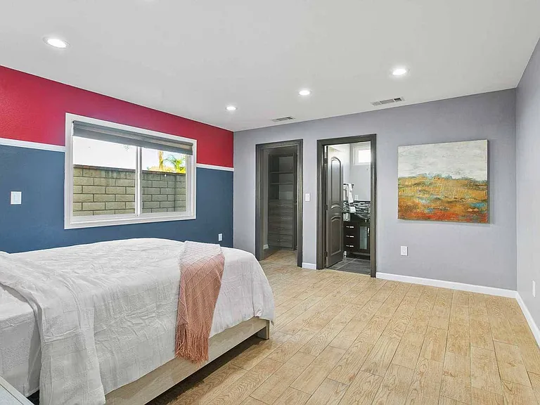 1210 N Country Hollow Dr — Photo 16