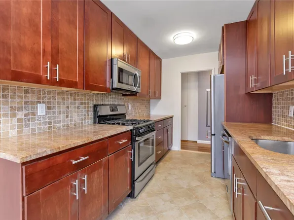 209-39 23rd Avenue #5F, Bayside, NY 11360