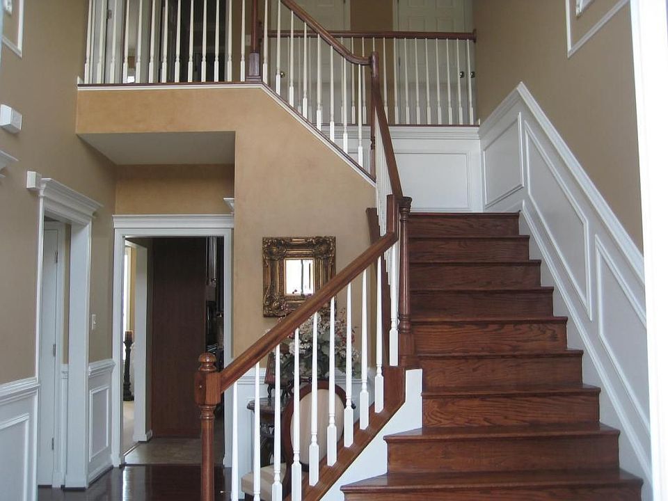 1st image of 7 Pebble Beach Dr