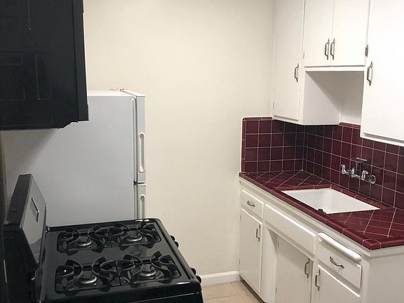 2nd image of 23 Roswell Ave