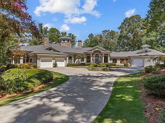 3rd image of 6686 Gaines Ferry Rd