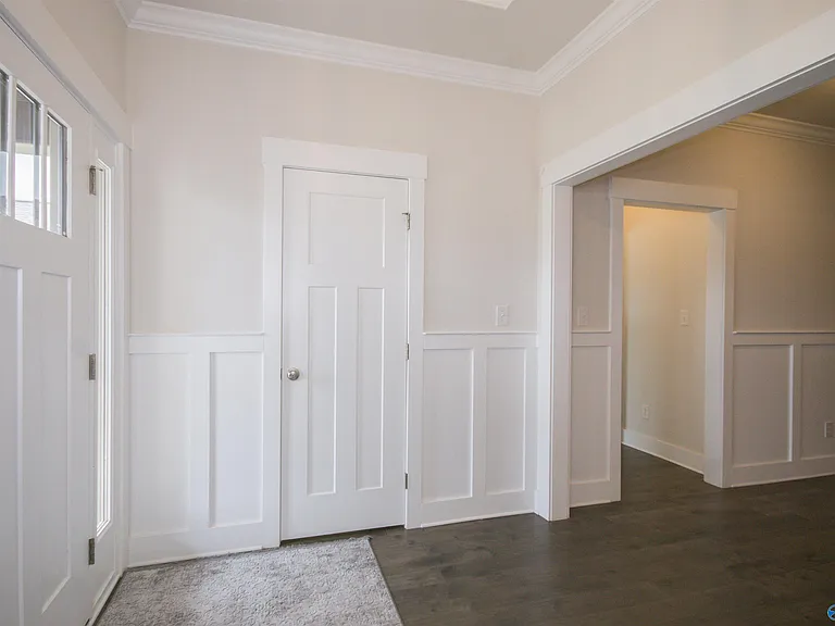 100 Bartram Way — Photo 3