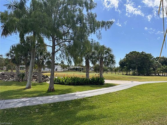 5th image of 1307 Silver Lakes BLVD