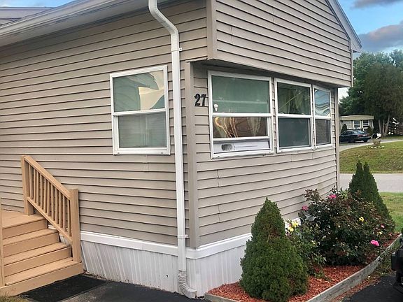 2nd image of 665 Saco St Lot 27