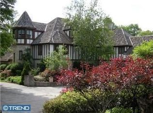 804 Brookwood Ln, Bryn Mawr, PA 19010