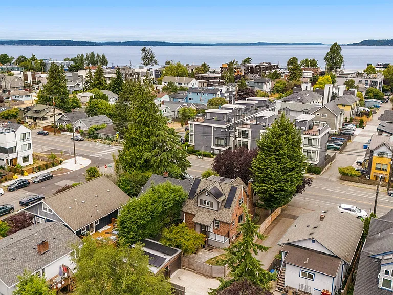 6017 SW Admiral Way — Photo 41