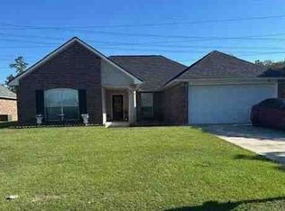 10942 Woodhaven Dr, Denham Springs, LA 70726