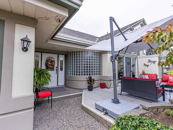 2nd image of 4001 Old Clayburn Rd #16