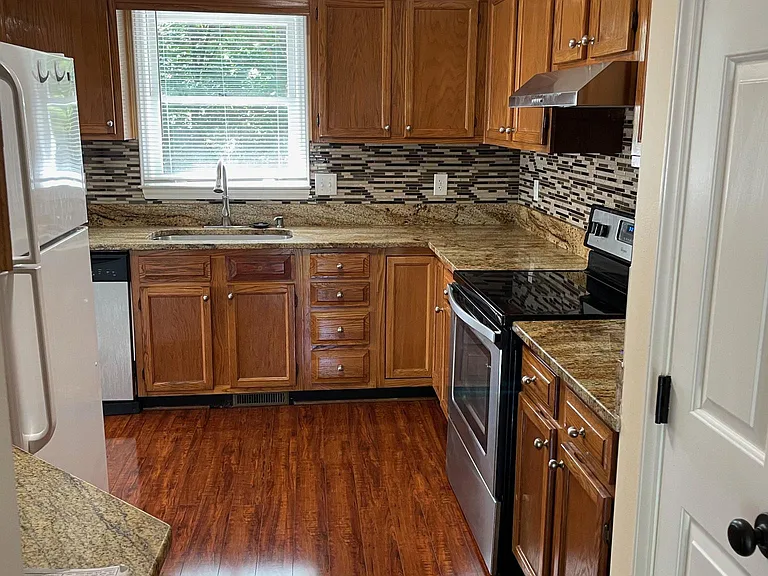 107 Chestnut Ridge Cir — Photo 8