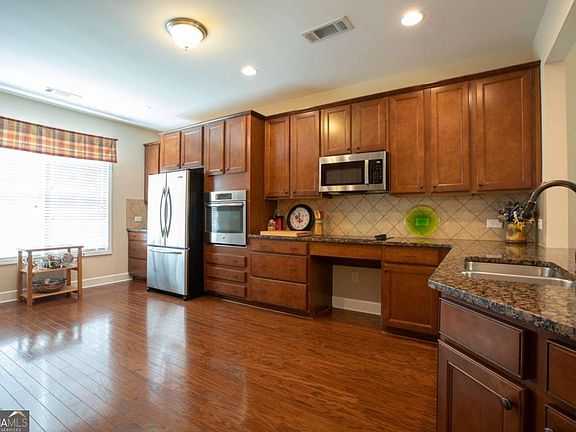 2nd image of 3688 Majestic Oak Dr SW