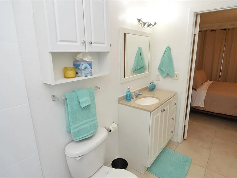 8625 Mallard Reserve Dr #101 — Photo 32