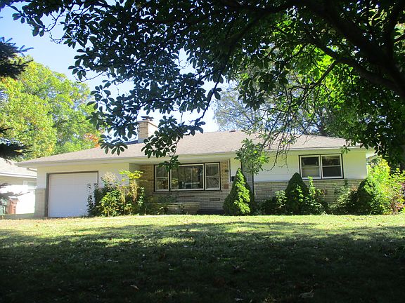 4th image of 607 College Ave