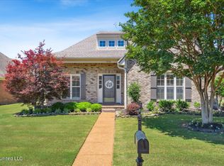 5933 Savannah Xing, Southaven, MS 38671