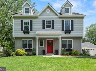 880 Rabbit Run Rd, Blue Bell, PA 19422