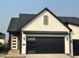 4609 47th St NW, Mandan, ND 58554