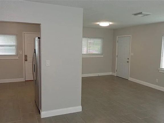 4th image of 4104 S Nashville Ave