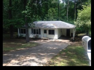 607 Hickory Trl SE, Mableton, GA 30126