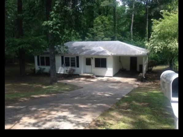 607 Hickory Trl SE, Mableton, GA 30126