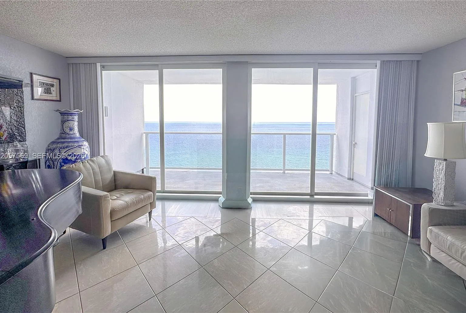 La Mer Estates South Cond — Photo 2