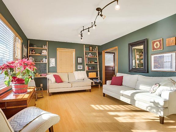 4th image of 651 1st Ave