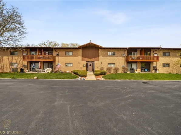 8000 Archer Ave APT 216, Willow Springs, IL 60480