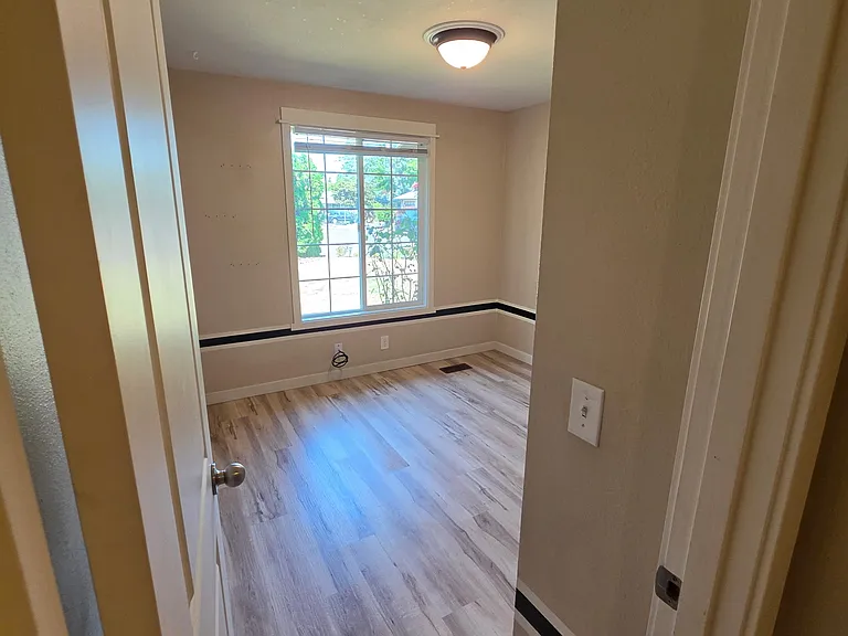 4792 Wren Ct NE — Photo 17