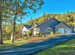 1394 Kubli Rd, Grants Pass, OR 97527