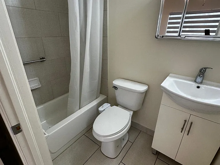 145 SW 15th Ave #204 — Photo 7