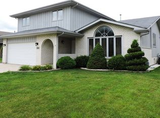 286 Georgetown Ave, Romeoville, IL 60446