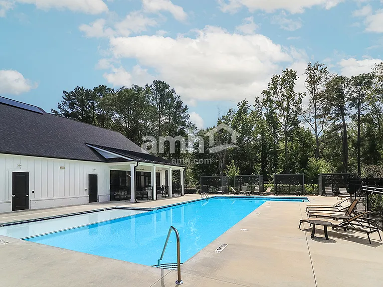 574 Slew Dr — Photo 36
