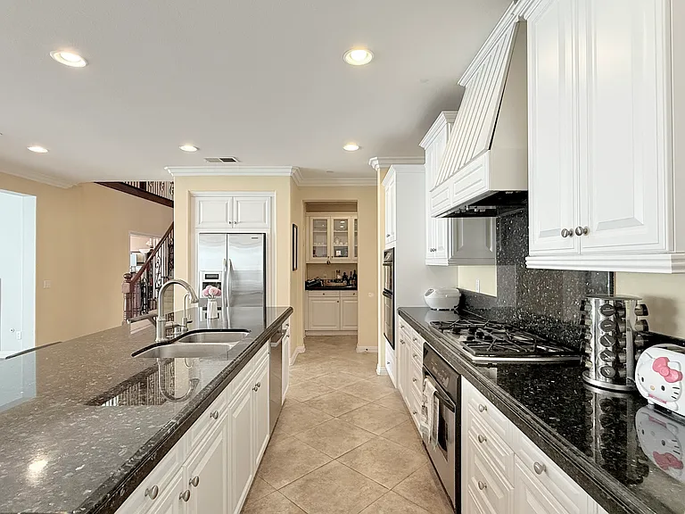 16118 Cayenne Ridge Rd — Photo 9