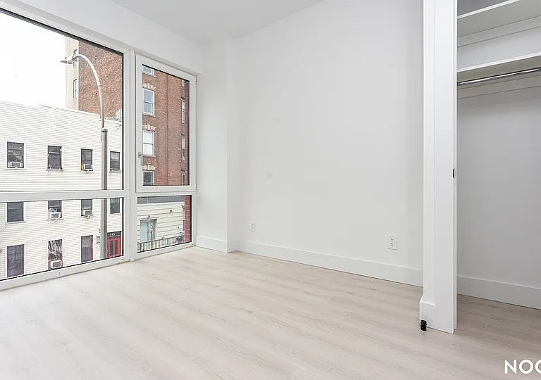 344 Lorimer St #4A — Photo 17