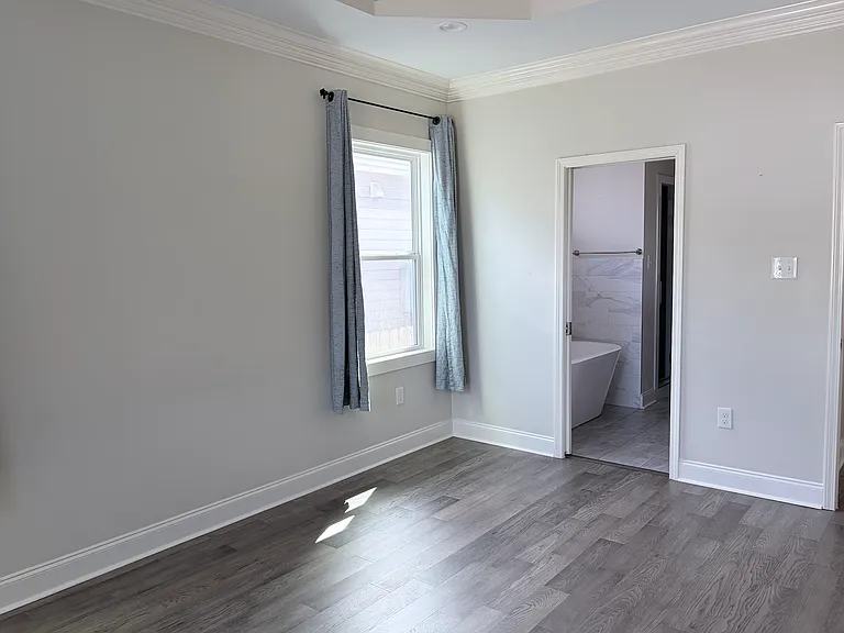Primary with ensuite