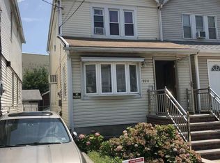 9211 78th St, Woodhaven, NY 11421