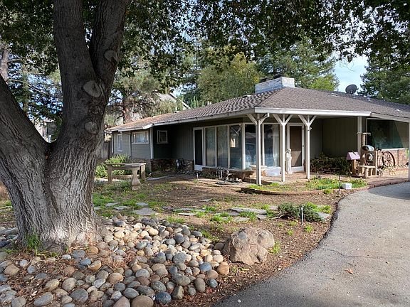 4th image of 571 Creekside Ln
