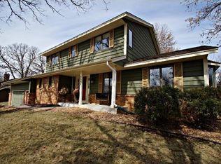 1139 Aquarius Ln, Eagan, MN 55123