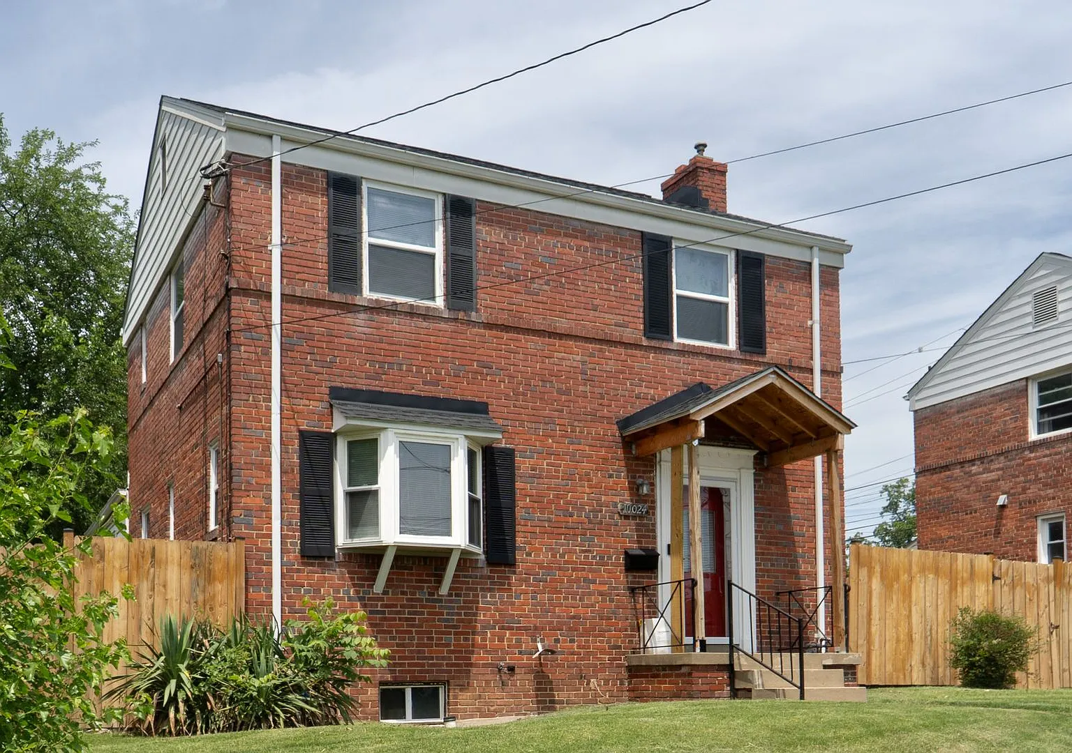 Single Family Home in Silver Spring, MD — Photo 1