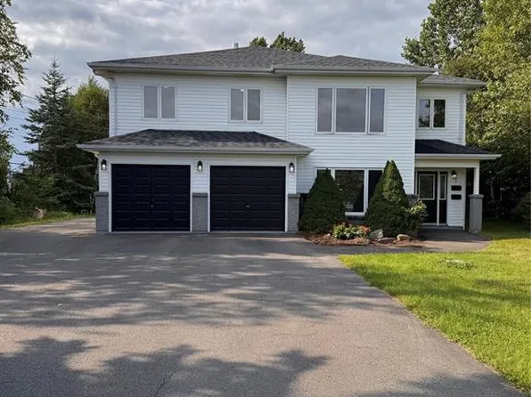1 Dawe Crescent, Grand Falls-Windsor, NL A2A2W1