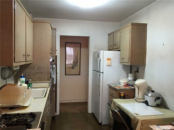 5th image of 4310 Kissena Blvd APT 14C