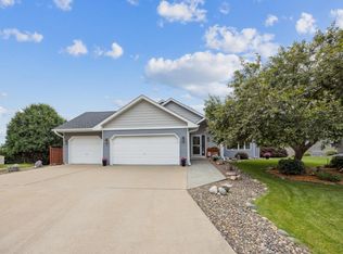 5475 Oakgreen Pl N, Stillwater, MN 55082