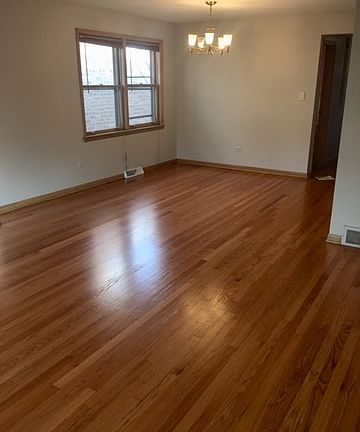 3rd image of 5849 N Bernard St #2