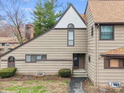 230 Thompson Street #301, East Haven, CT, 06513