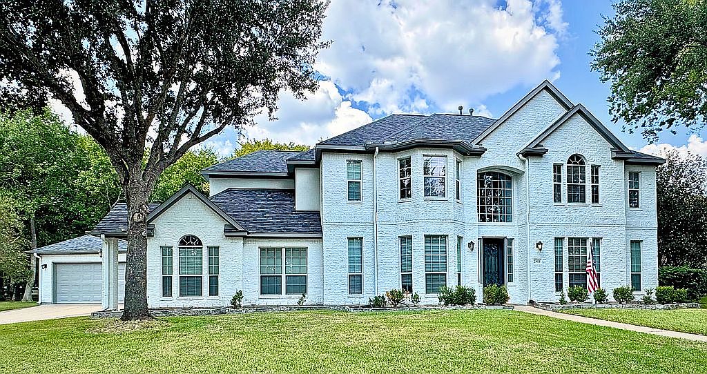 23930 Legendary Lane Dr