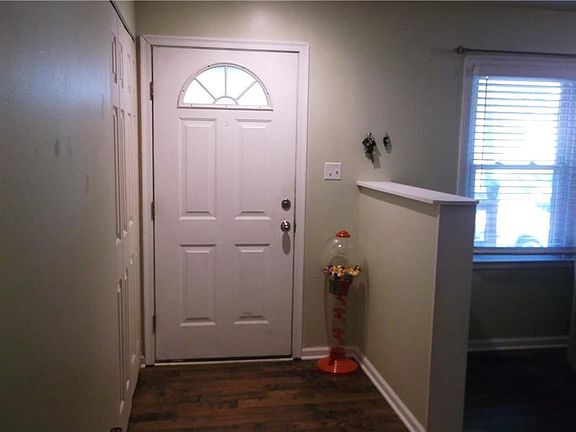 4th image of 1504 Hope St