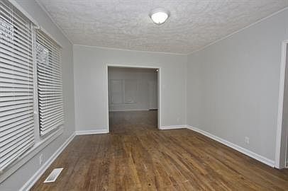 5th image of 321 Pate Ave APT B