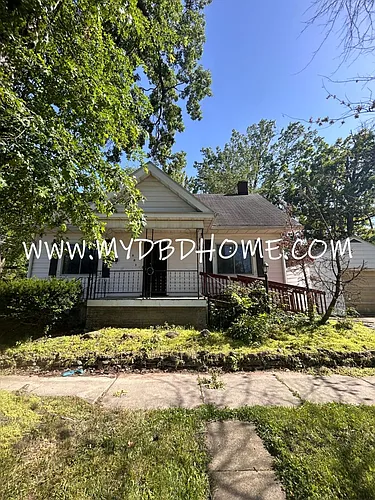 301 W Foster Pkwy Photo 1